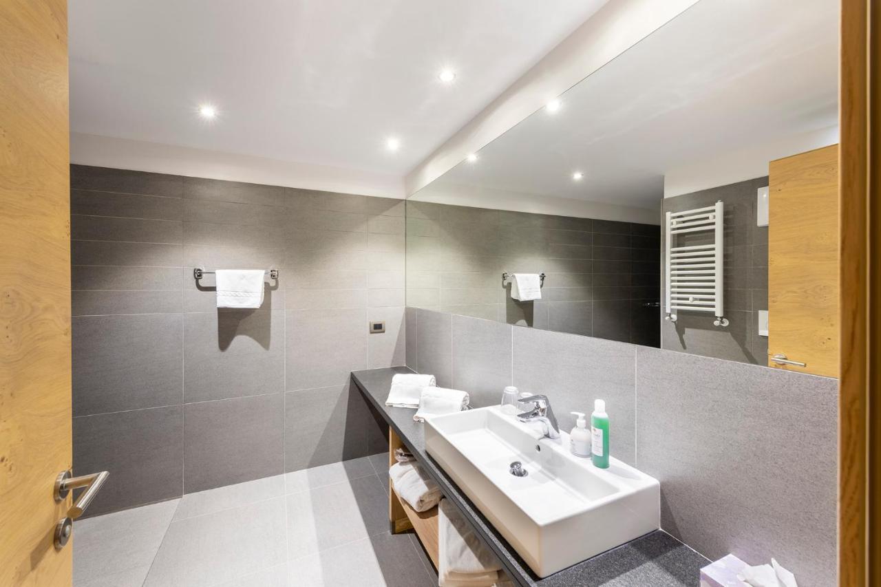 Design & Suite Hotel Ciarnadoi Виго-ди-Фасса Экстерьер фото