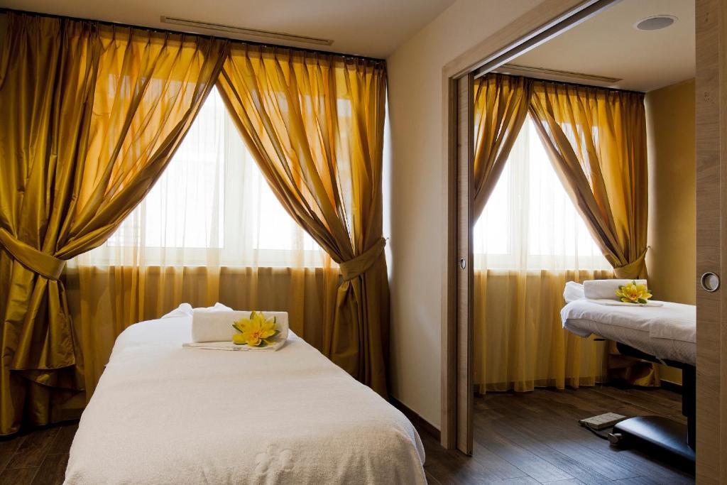 Design & Suite Hotel Ciarnadoi Виго-ди-Фасса Экстерьер фото